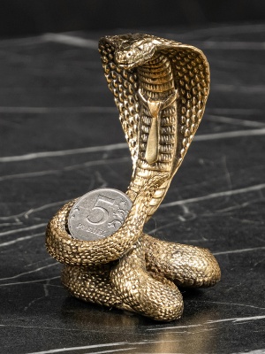 Статуэтка "Змей" с монеткой, в пакете/блистере