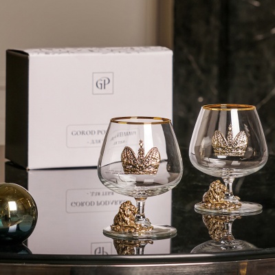 Набор из 2-х бокалов для коньяка Шаранте Лев с накладкой Корона в ч/б картонной коробке