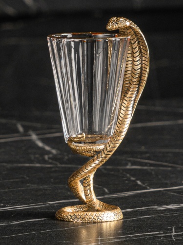 Лафитник "Змея", в черной подарочной упаковке.