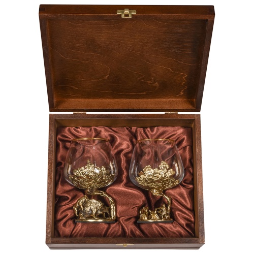 Набор 2 бокала для коньяка "Охота на Вепря" и "Охота на Медведя", в шкатулке из массива