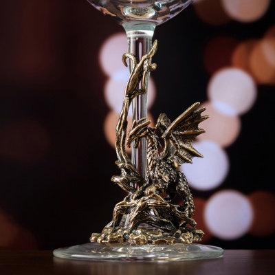 Набор 2 бокала для вина "Дракон и Дракониха",(со статуэткой на ножке),в подарочной коробке