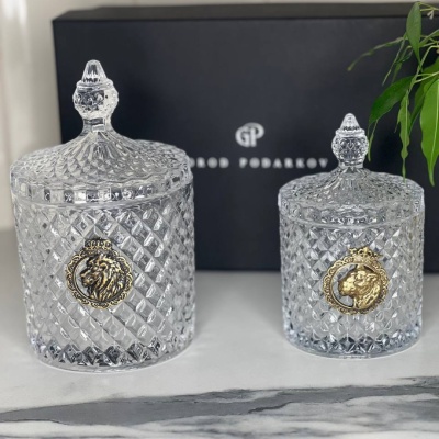 Набор Лев и львица: две шкатулки большая с накладкой Лев фас и малая с накладкой Львица фас в черной подарочной коробке