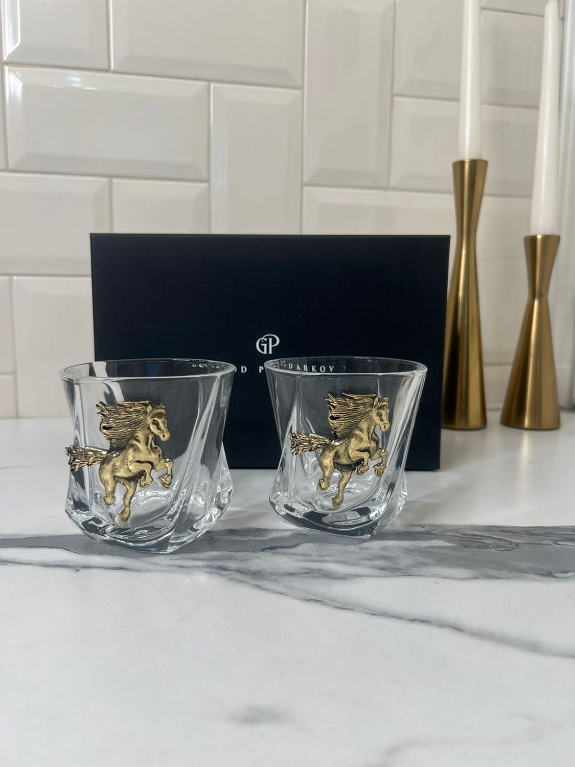 Набор из 2-х бокалов для виски с накладкой Огненный конь в черной подарочной коробке