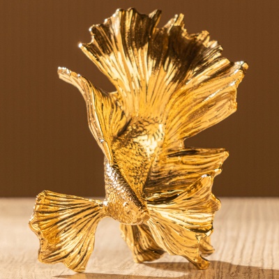 Статуэтка Золотая рыбка в транспортной коробке