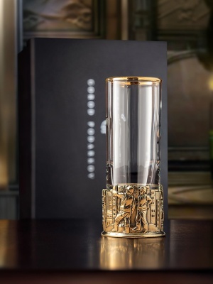 Стопка патрон Профессии "Строитель", в черной подарочной упаковке.