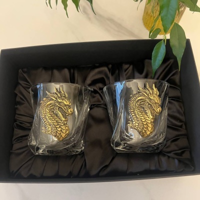Набор из 2-х бокалов для виски с накладками Дракон в черной коробке