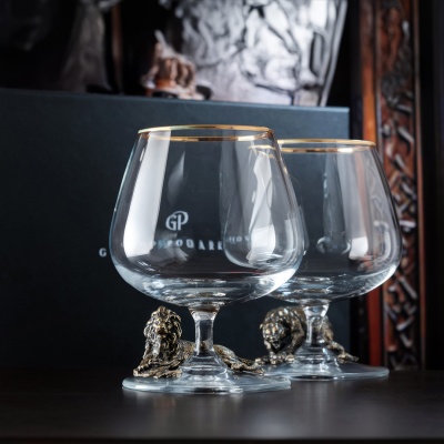 Набор из 2-х бокалов для коньяка "Лев лежачий, Медведь Гризли" в черной подарочной коробке