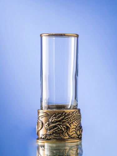 Набор 4 бокала для коньяка (Р) "Дракон на шаре",6 стопок патрон "Дракон", в деревянной шкатулке.