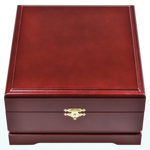 Подстаканник ручной работы "Лев", в шкатулке из массива