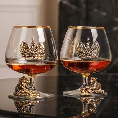 Набор из 2-х бокалов для коньяка Шаранте Лев и Львица с накладкой Корона в ч/б коробке