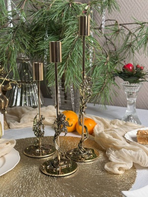 Подсвечник Ирис средний в черно белой коробке