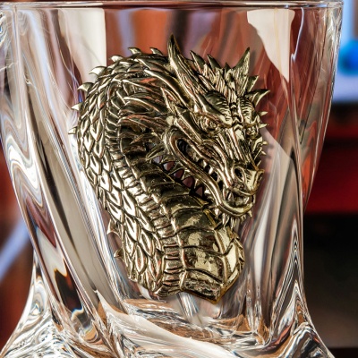 Набор 4 стопки патрон "Дракон", 2 бокала для виски "Квадро",накладка "Дракон 1 и 2",черная подарочная упаковка