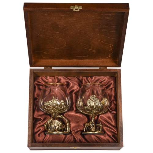 Набор 2 бокала для коньяка "Охота на Вепря" и "Охота на Лося", в шкатулке из массива