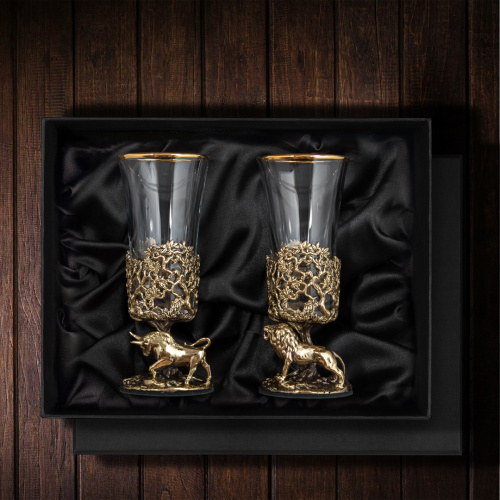 Набор 2 лафитника "Бык и Лев", в черной подарочной упаковке.