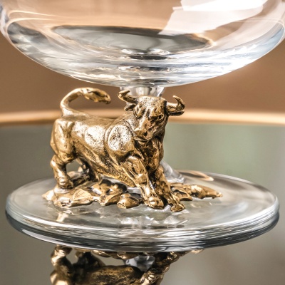 Подарочный бокал для коньяка "Бык" в картонной коробке