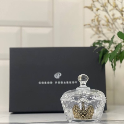 Шкатулка Корона с накладкой Корона в черной подарочной коробке