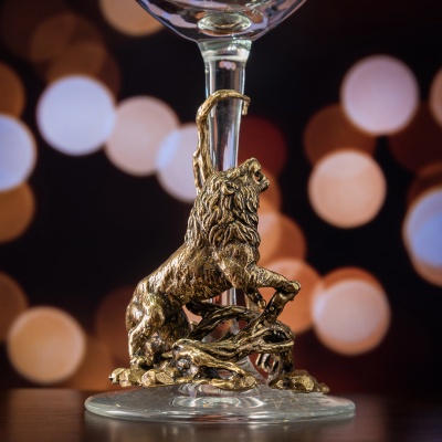 Бокал для вина "Лев на ветке"(со статуэткой на ножке), в подарочной упаковке.