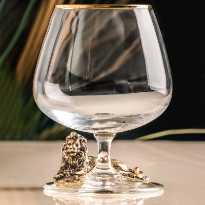 Подарочный бокал для коньяка "Лев лежачий" в подарочной коробке