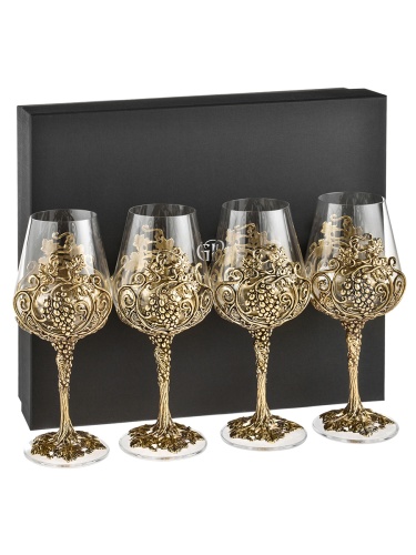 Набор 4 бокала для вина "Лоза Роял",в черной подарочной упаковке.