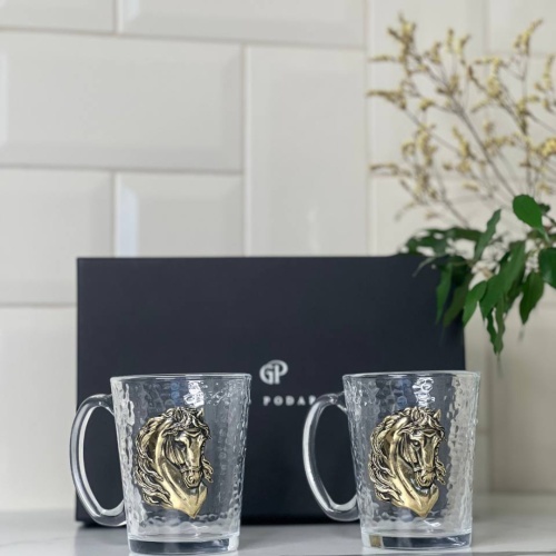 Набор из 2-х стеклянных кружек с накладками Лошадь в черной подарочной коробке