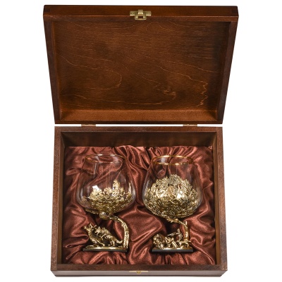 Набор 2 бокала для коньяка "Охота на Оленя" и "Охота на Кабана", в шкатулке из массива