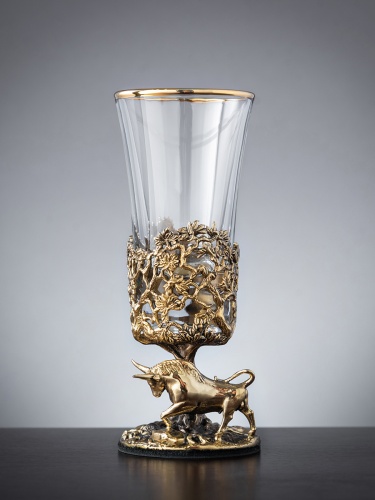 Лафитник "Бык", в черной подарочной упаковке.