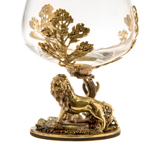 Набор из двух бокалов для коньяка Денежный Бык и Лев 310 мл в деревянной шкатулке