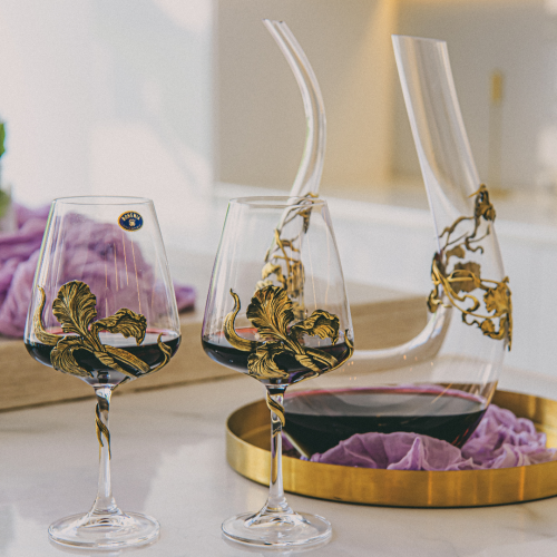 Подарочный набор из 2 бокалов для вина и декантера "Ирис" в подарочном чемодане