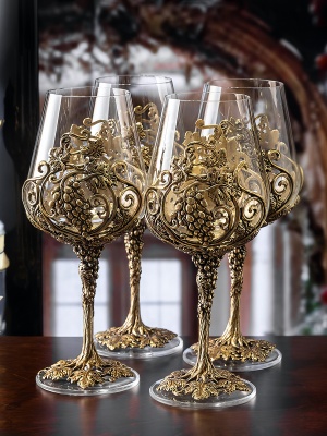 Набор 4 бокала для вина "Лоза Роял", в деревянной шкатулке