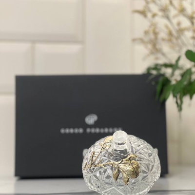 Шкатулка Бутон Ириса с накладкой Ирис в черной подарочной коробке