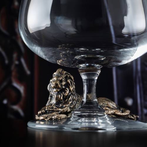 Подарочный набор из 4 бокалов для коньяка "Лев и Медведь Гризли" в подарочной коробке