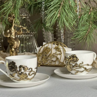 Чайная пара Ирис латунь в черной подарочной коробке