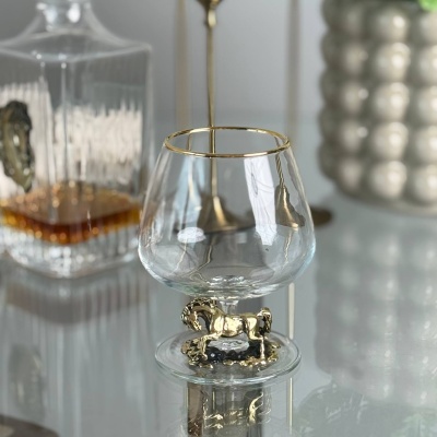 Набор из 6 бокалов для коньяка Лошадь в деревянной шкатулке 