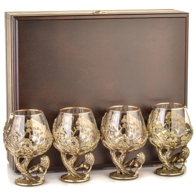 Набор 4 бокала для коньяка "Лев", в шкатулке из массива