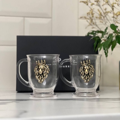 Набор для глинтвейна: 2 чашки с накладками Лев в короне  в черной коробке