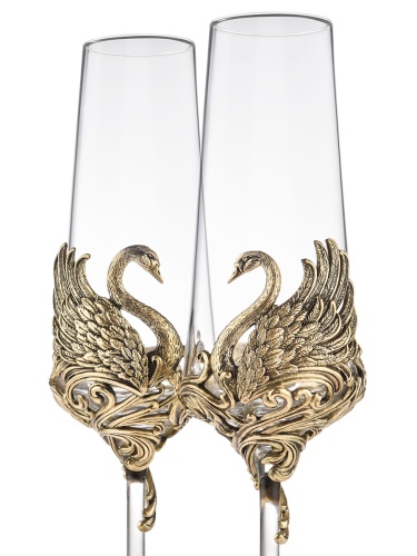 Набор 2 бокала для шампанского "Лебеди", в черной подарочной упаковке.