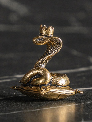 Статуэтка ЗМЕЯ "Принцесса", в пакете/блистере.