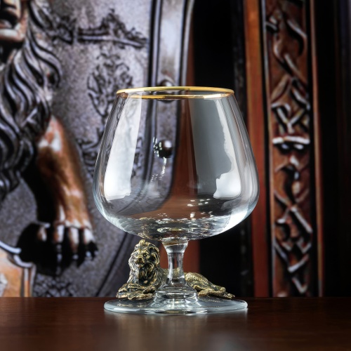 Подарочный набор из 4 бокалов для коньяка "Лев и Медведь Гризли" в подарочной коробке