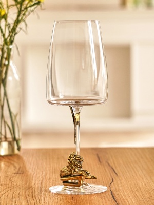 Бокал для вина "Лев ЛОРД"(со статуэткой на ножке) в подарочной упаковке.