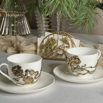 Чайная пара Ирис латунь в черной подарочной коробке